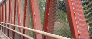 netten-van-rvs-tegen-doorvallen-in-fietsbrug-de-gagel-te-utrecht-carl-stahl-benelux-