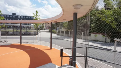 memminger-platz-ball-park-vertical-safety-mesh-carl-stahl