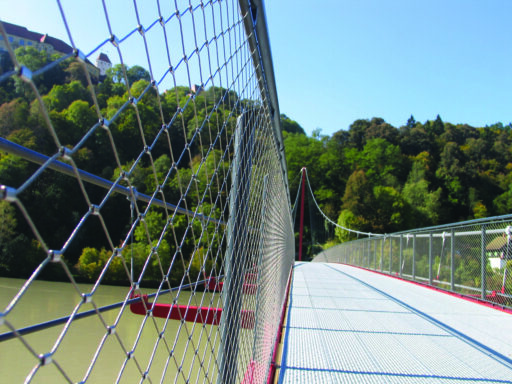 stainless-steel-cable-mesh-bridge-safety-carl-stahl-decorcable