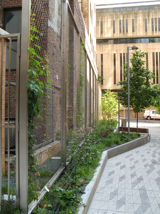 New-York-By-Gehry-X-TEND-Cable-Mesh-Facade_Carl-Stahl-DecorCable