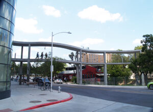 Cable mesh for bridge safety at Fairmont Pedestrian Bridge – Carl Stahl DecorCable